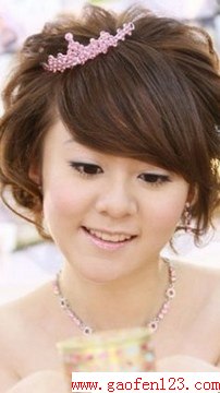 适合圆脸新娘的发型推荐 www.gaofen123.com