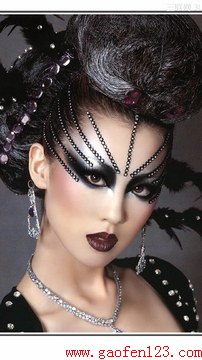 如何化好鲜艳红唇妆? www.gaofen123.com